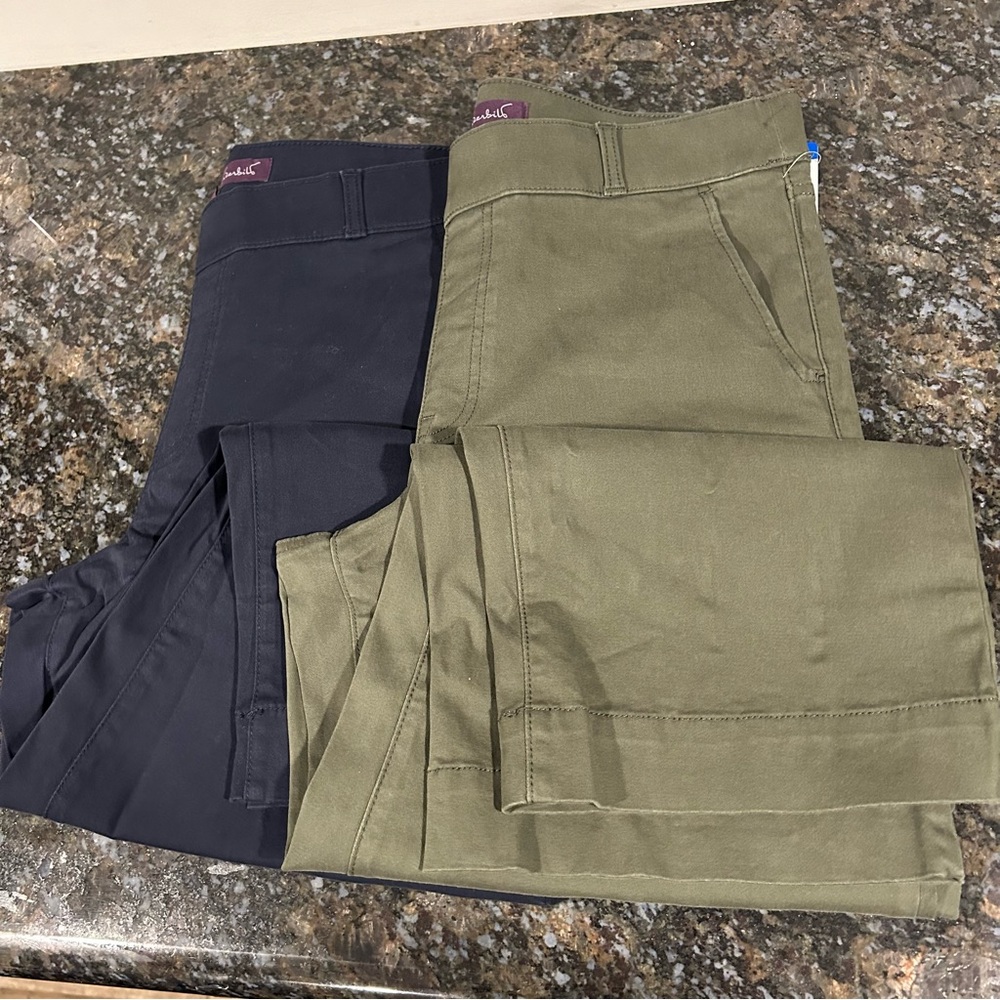 LOT OF 2 NWT Gloria Vanderbilt Cropped Wide Leg Pull On Pants Navy Green Sz 8